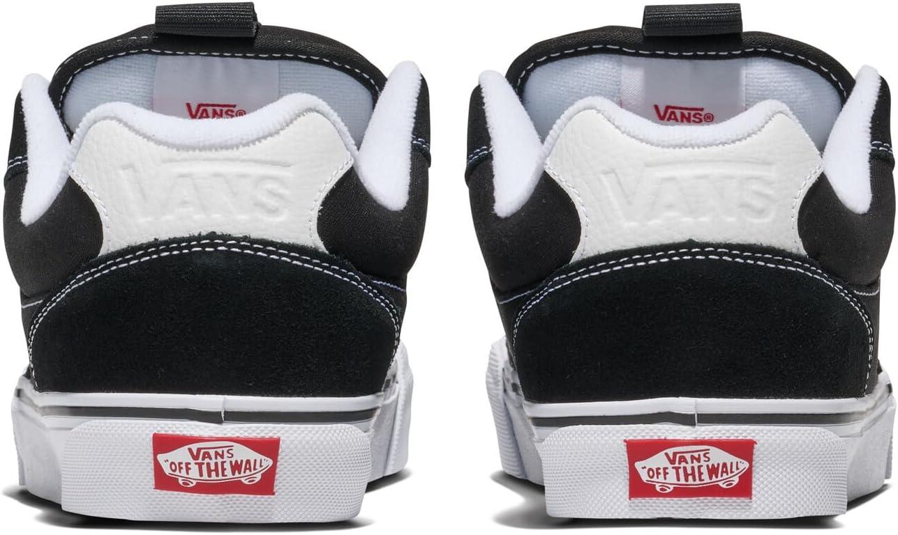 imageVans Mens Chukka Push ShoesBlackWhite