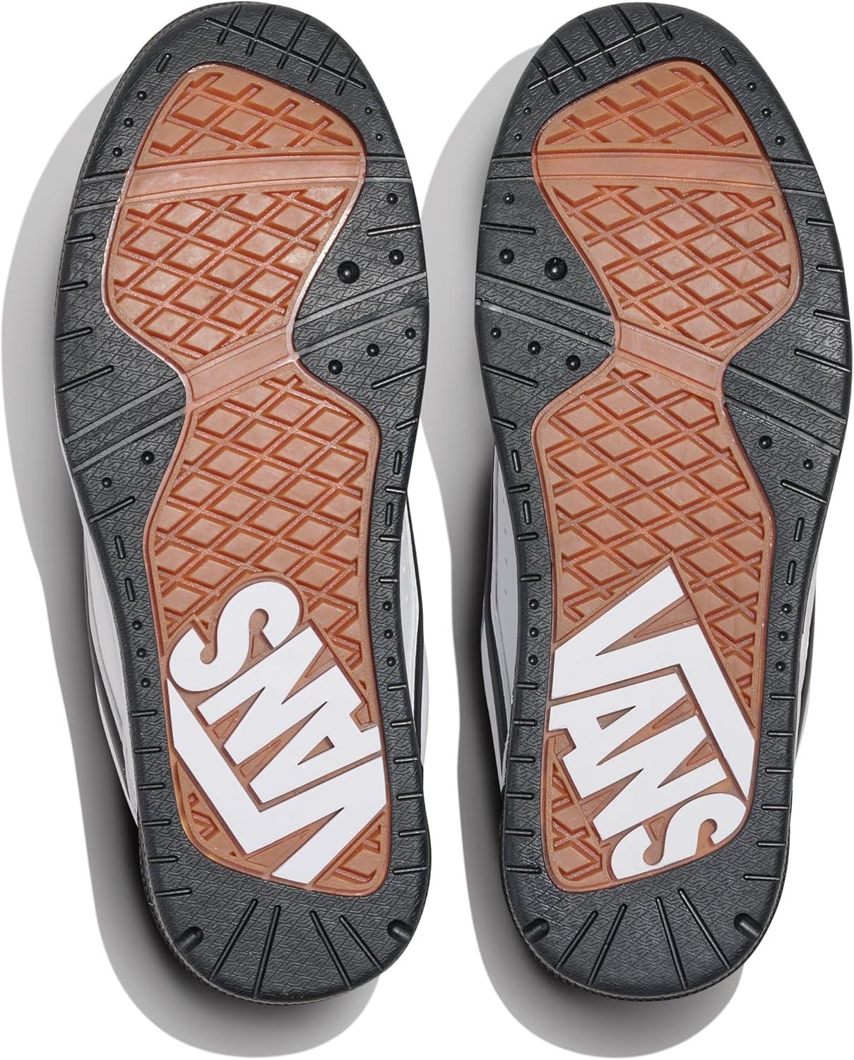 imageVans Unisex Adult Hylane ShoeWhiteBlack