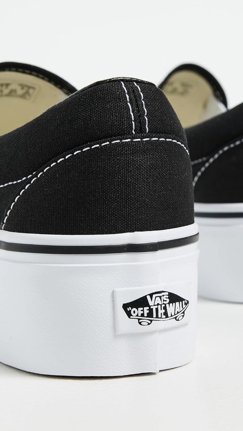 imageVans UnisexAdult Classic Slip onBlackTrue White