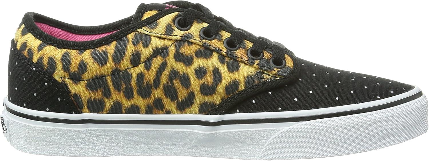 imageVans UnisexChild Hightop TrainersBlack Black Studs