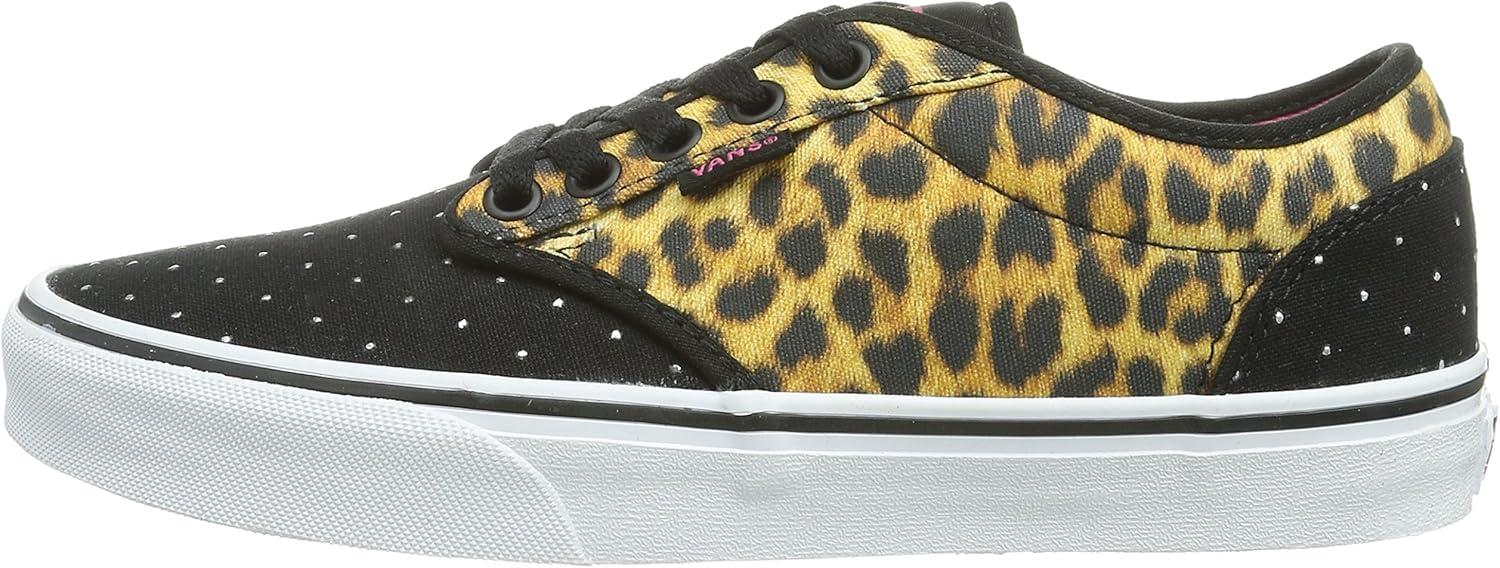imageVans UnisexChild Hightop TrainersBlack Black Studs