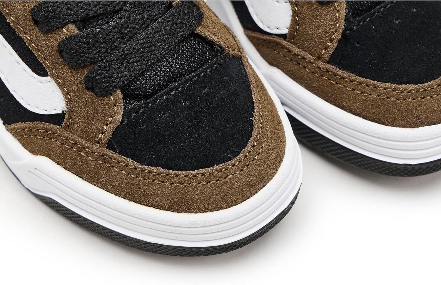 imageVans UnisexChild Hylane Big KidSkater GreyBlack