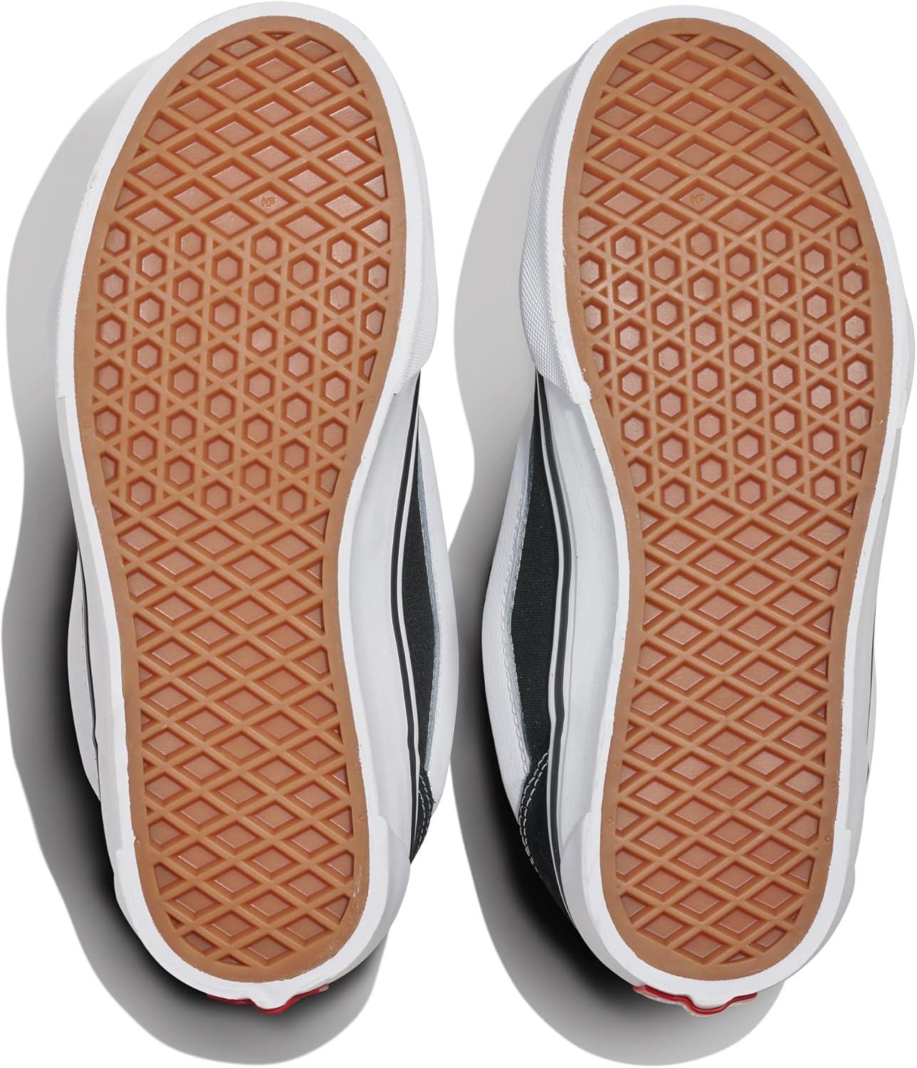 imageVans UnisexChild Knu Skool ShoeBlackTrue White