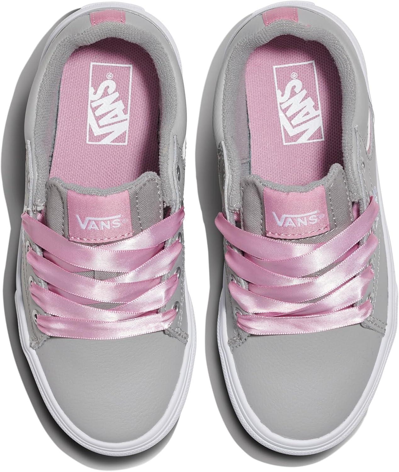 imageVans UnisexChild Seldan ShoeSatin Lace Drizzle