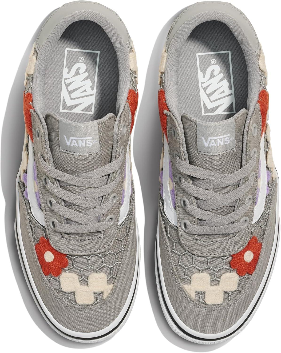 imageVans Womens Brooklyn Ls Shoe Lowtop Sneakers for Everyday Wear Walking Work amp FashionCheck Applique Drizzle