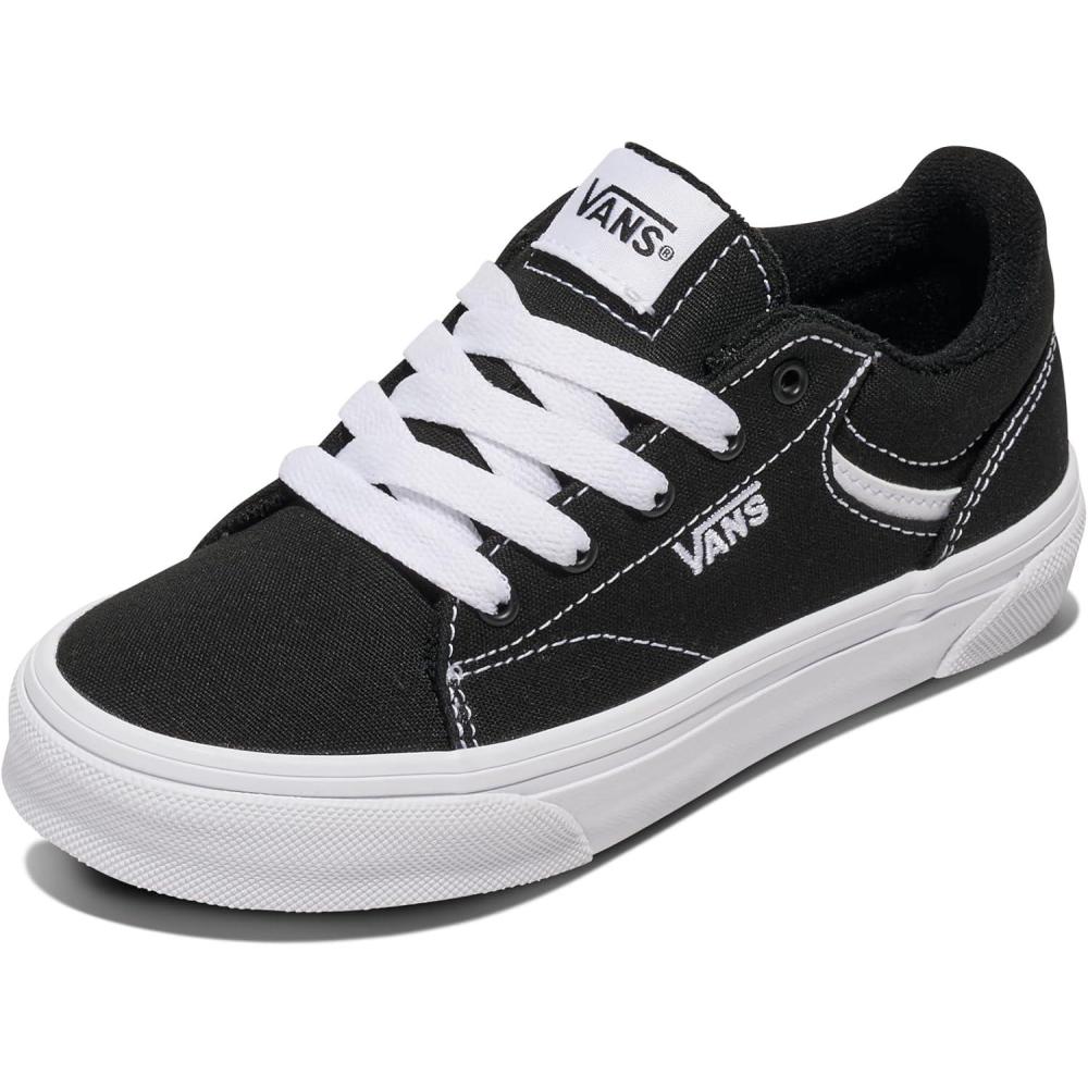 imageVans UnisexChild Seldan ShoeBlackWhite