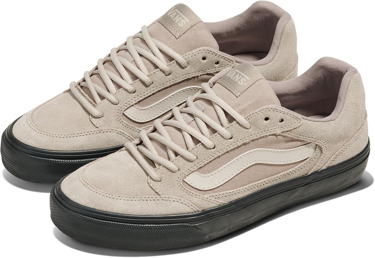 imageVans Mens Fairview Deluxe Lowtop ShoeBlack Outsole Mushroom